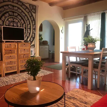 Casa de Férias Kisfaludy Nyaraló *
